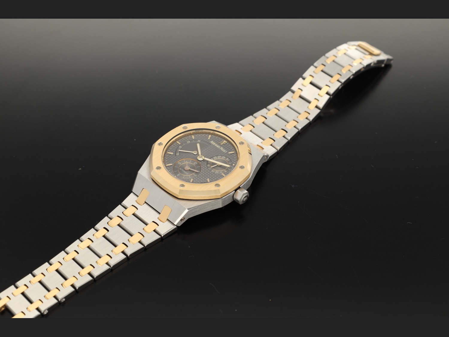 AP Dual Time 25730SA