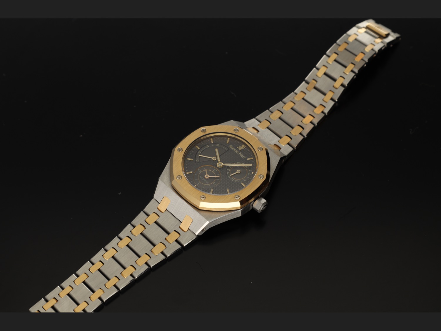 AP Dual Time 25730SA