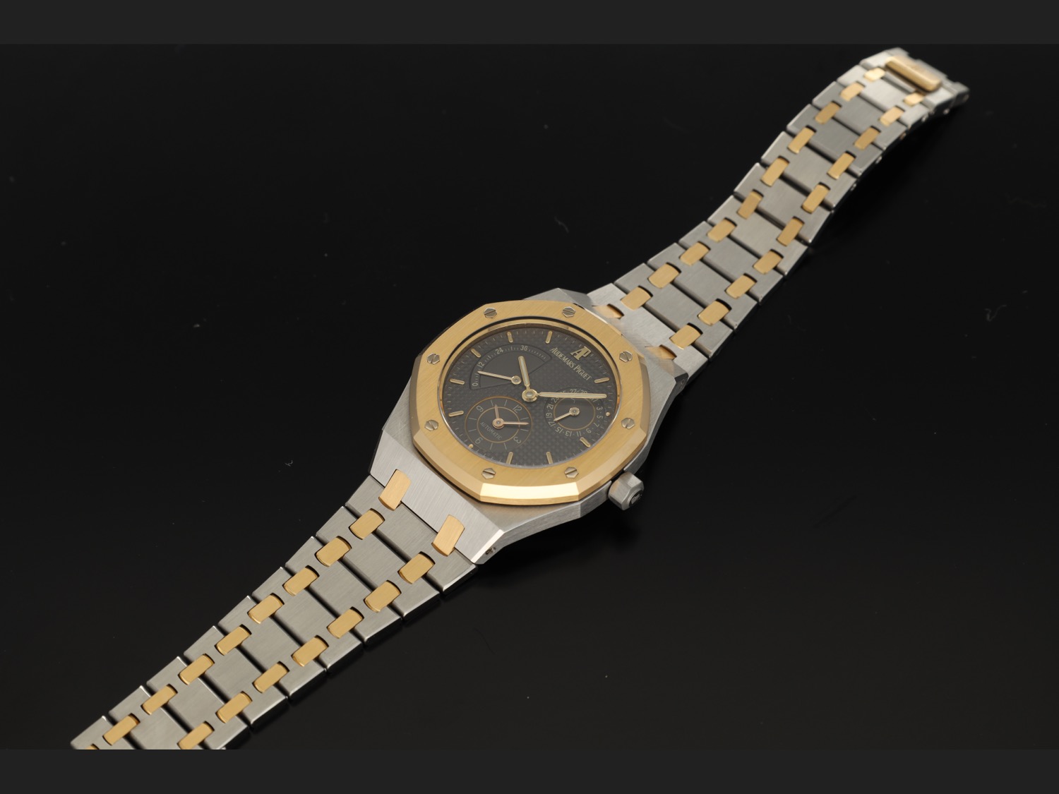 AP Dual Time 25730SA