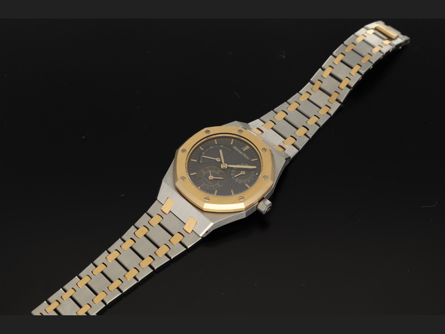 AP Dual Time 25730SA